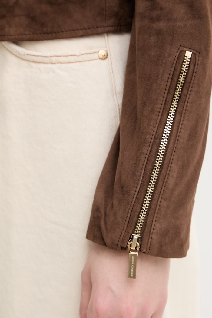 Armani Exchange ramoneska damska zamszowa XW001924.AF21549 brązowy