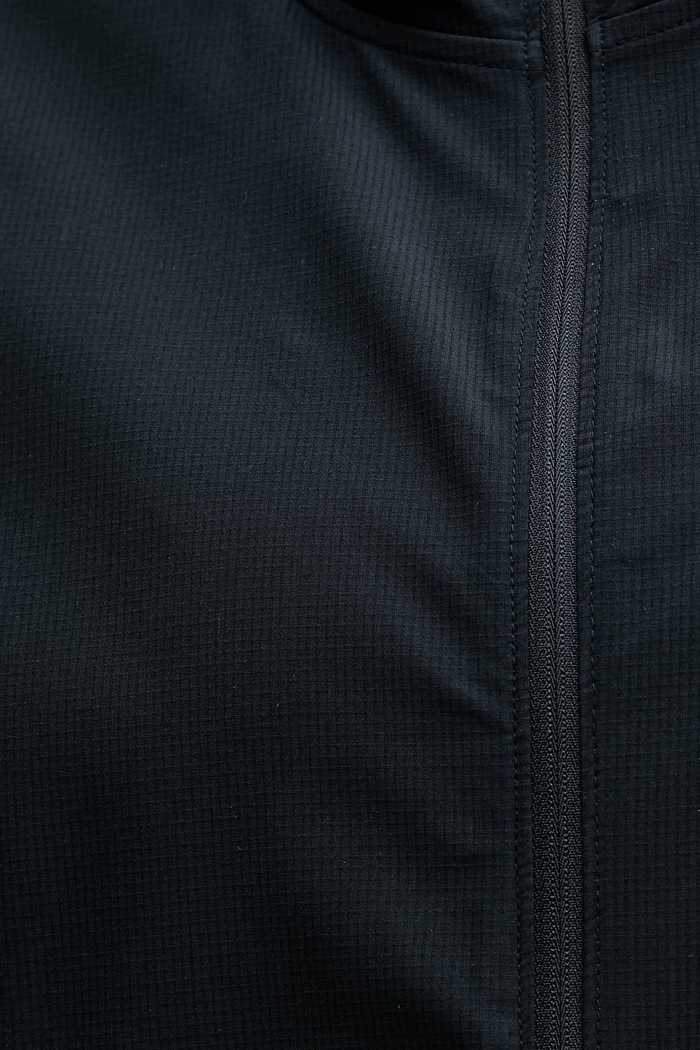 Under Armour športová bunda dámska Velociti 6009542 čierna