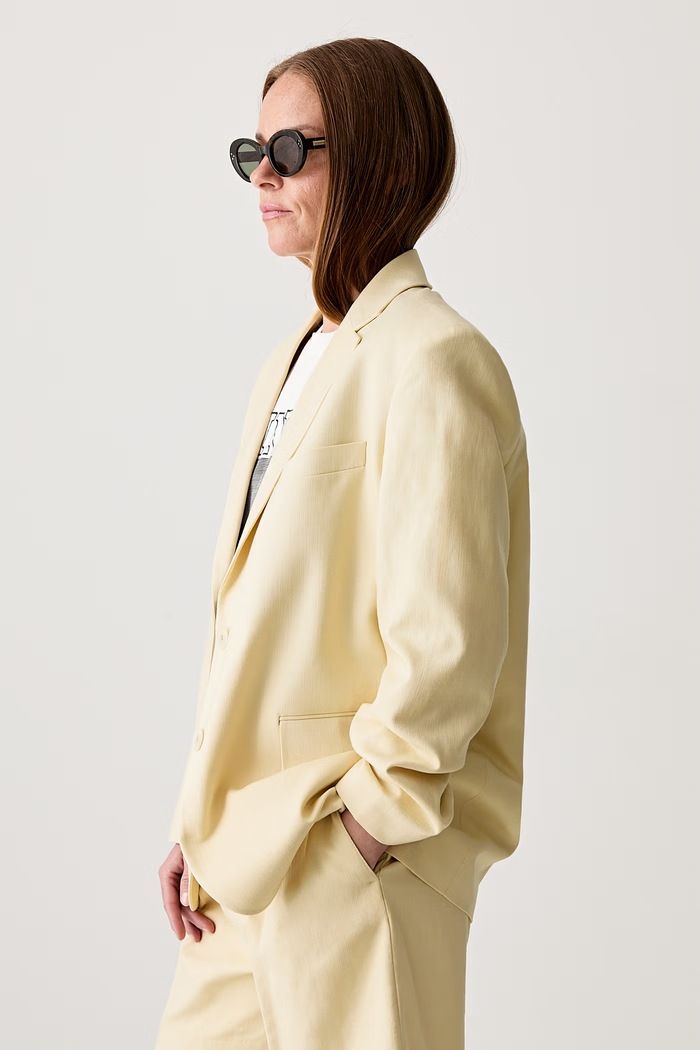 Anine Bing QUINN BLAZER - BUTTER YELLOW jednoredni sako s viskozom za žene zlatna A.01.12159.CRM02
