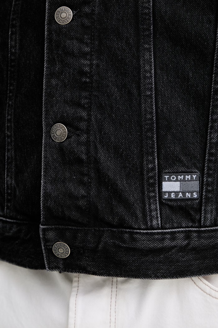 Rifľová bunda Tommy Jeans DM0DM22670 čierna