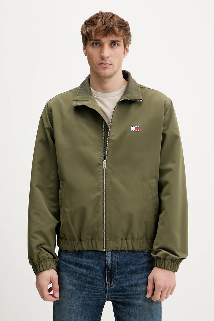 Tommy Jeans prechodná bunda pánska nezateplené zelená DM0DM22720