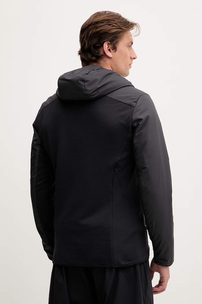Oblečenie Jack Wolfskin trekingová bunda pánska Trail Light Hybrid A65844 čierna