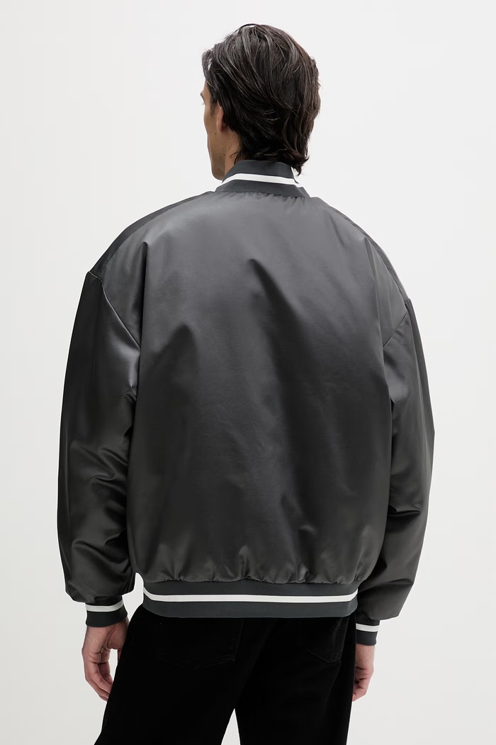 Oblačila Bomber jakna adidas Stadium JZ6913 siva
