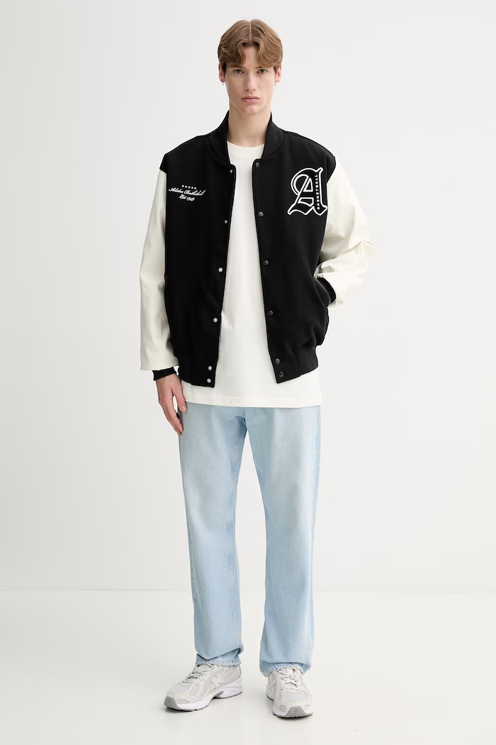 Bunda adidas Originals Varisty KA9352 čierna SS26