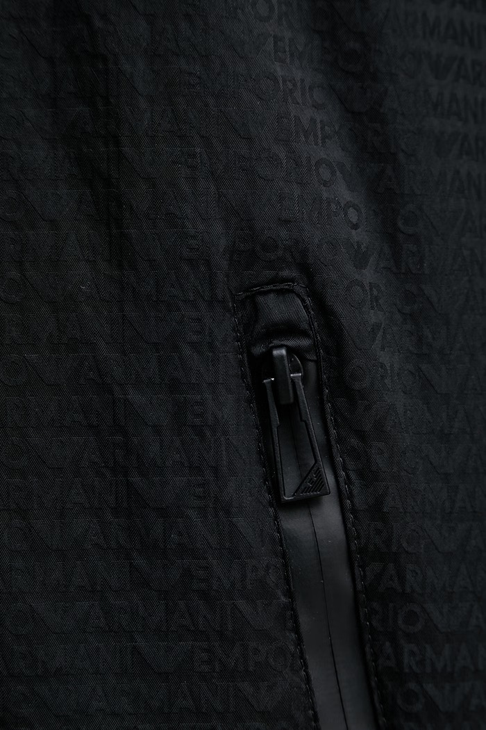 Emporio Armani jakna moška EM004952.AF15384