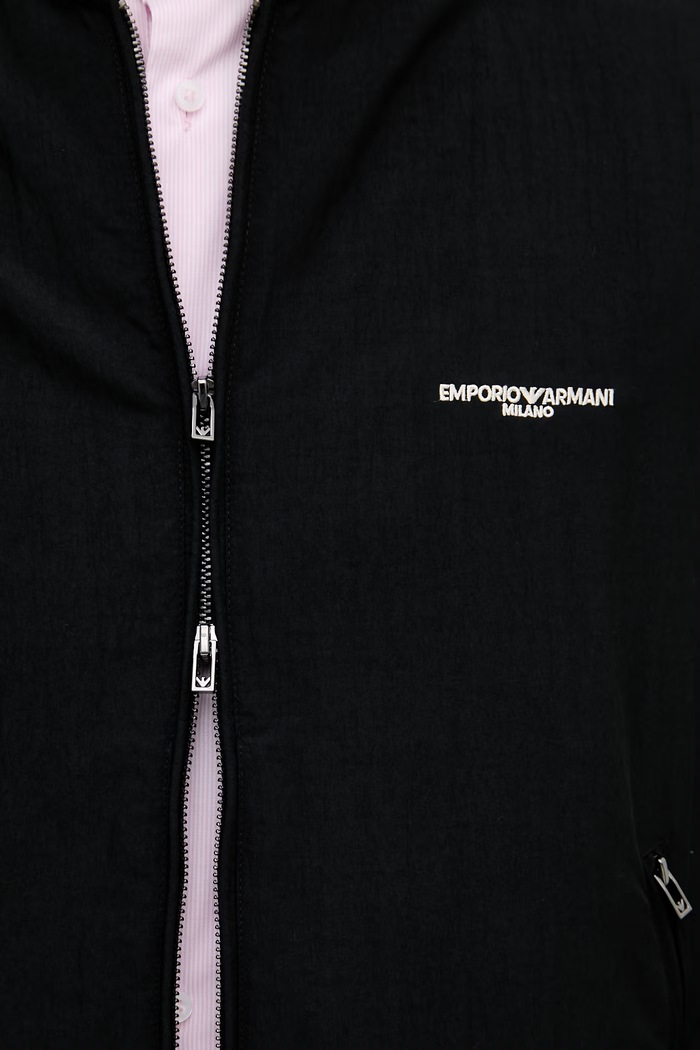 Emporio Armani geacă de tranziție pentru bărbați EM005899.AF25748 negru