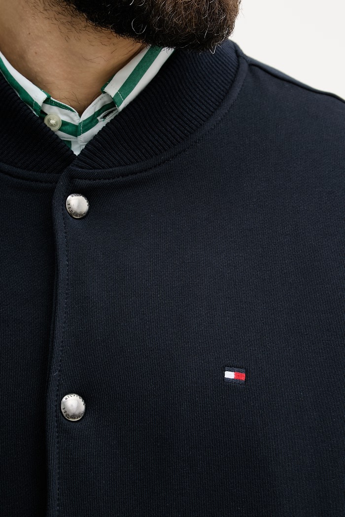 Tommy Hilfiger bunda bomber pánska bavlnená MW0MW42470 tmavomodrá