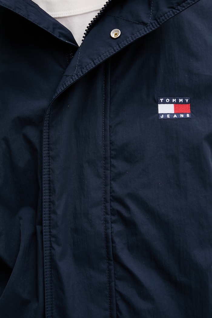 Tommy Jeans prechodná bunda dámska DM0DM22738 tmavomodrá