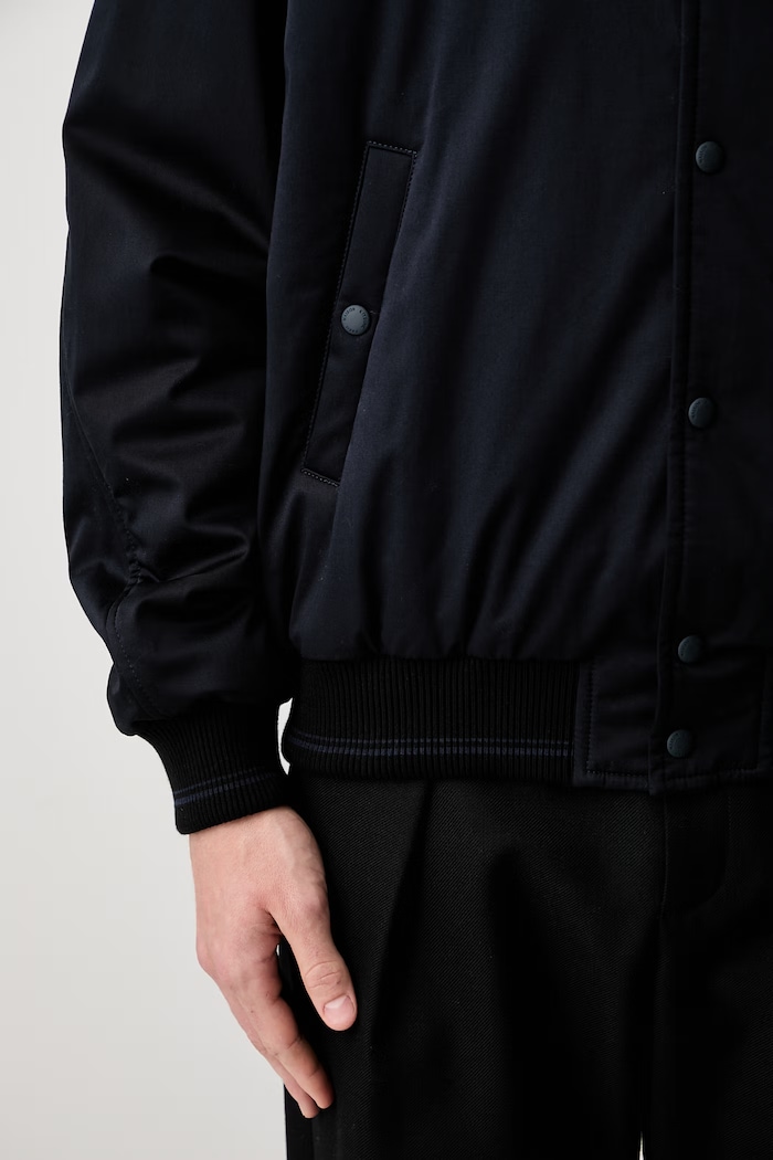 Maison Kitsuné бомбър мъжки QM02105WW9104 тъмносин