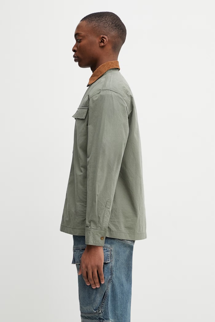 Barbour MOS0460OL52 krátká bunda bavlněná pánská MOS0460OL52 zelená SS26
