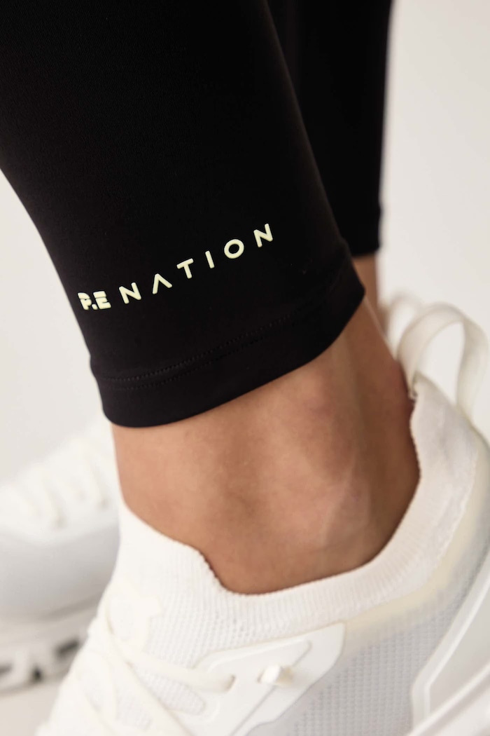 Odzież P.E Nation Legginsy sportowe damskie Vita 243G343. czarny