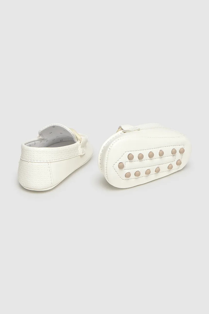 Dětské boty Mayoral Newborn bílá 9083.1K.Newborn.PPY2