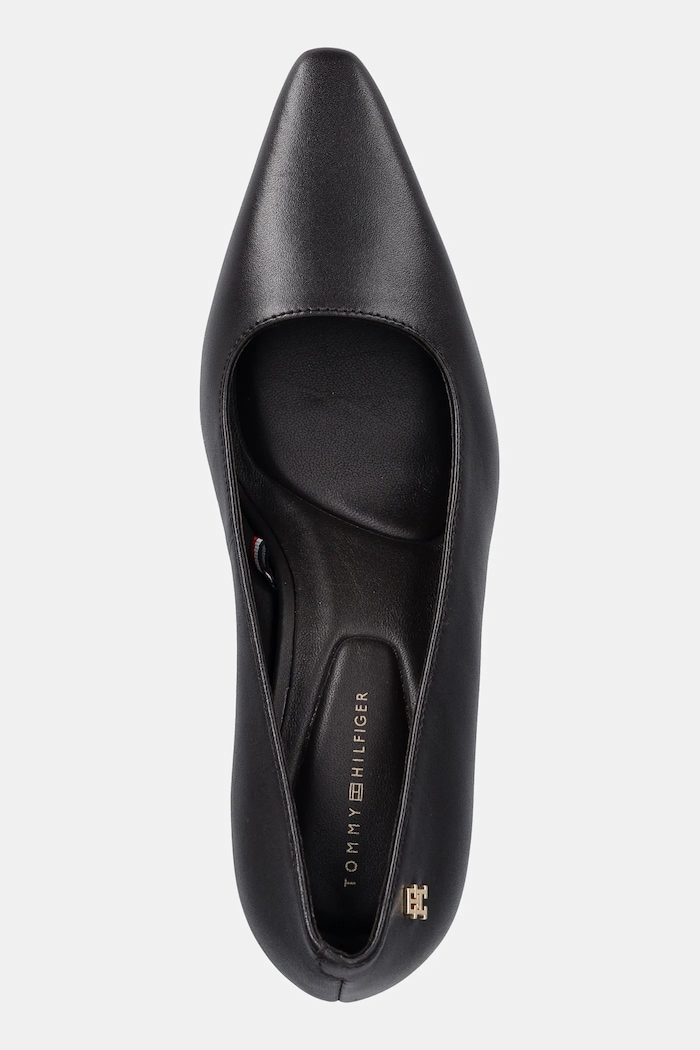 Kožené lodičky Tommy Hilfiger TH LOGO LTH PUMP SLANTED HL hnedá FW0FW09008