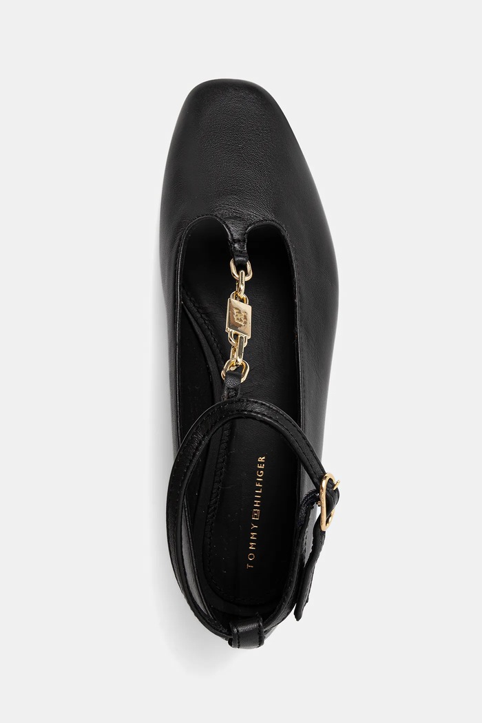 Δερμάτινες μπαλαρίνες Tommy Hilfiger TH-BAR CHAIN BALLET μαύρο FW0FW09003