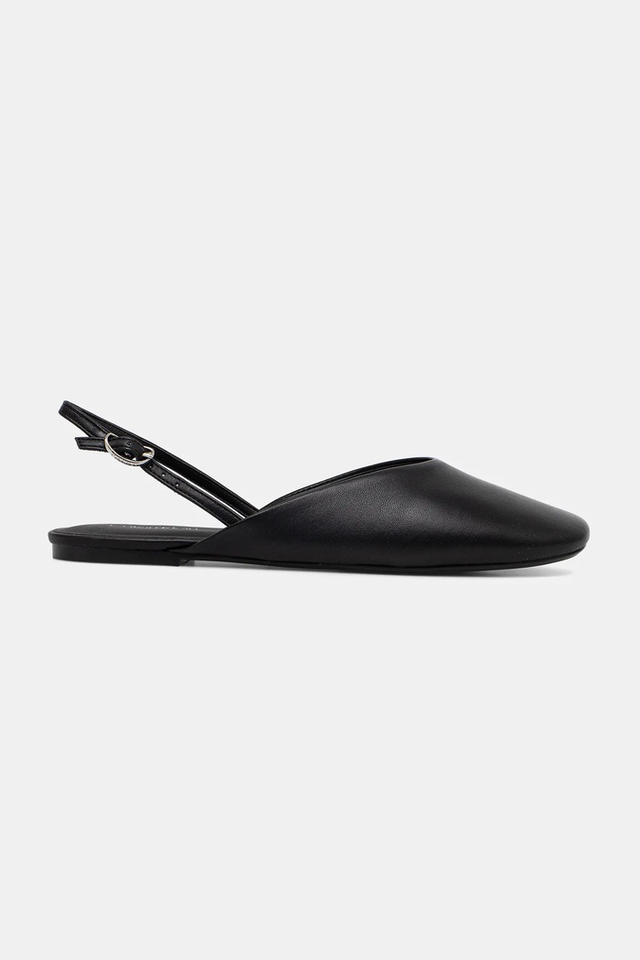 Calvin Klein baleriny skórzane OBLIQUE BALLERINA SLINGBACK LTH HW0HW02852 czarny SS26