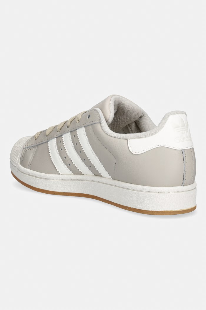 Obuv Kožené tenisky adidas Originals Superstar II IH4145 sivá