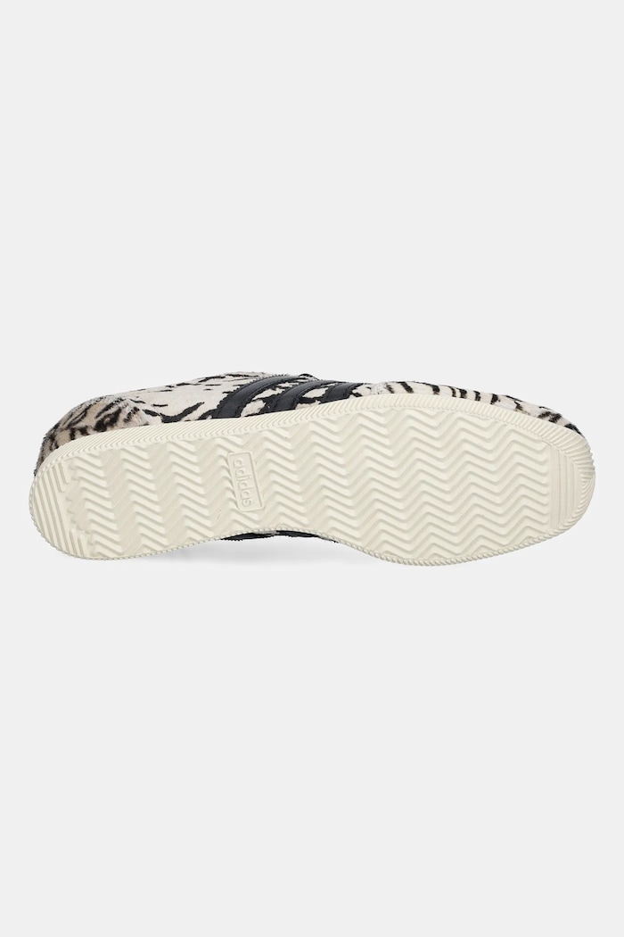 Кожаные кроссовки adidas Originals Japan KI6544 бежевый
