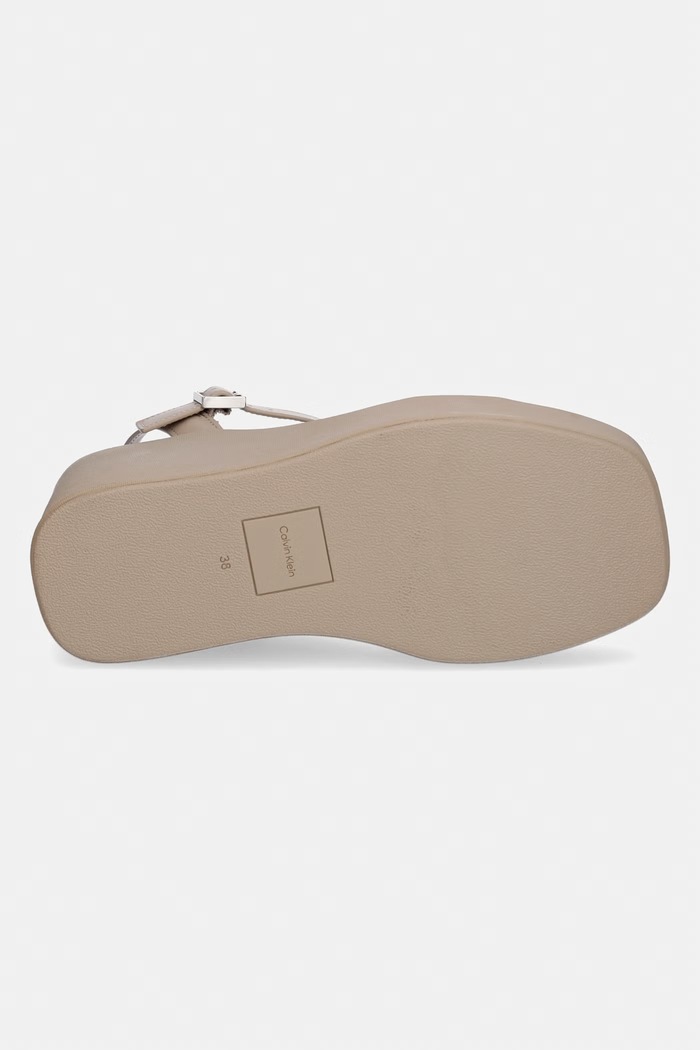 Calvin Klein sandále na platforme po celej dĺžke WEDGE 70 SNDL WEBBING LTH HW0HW02882 béžová