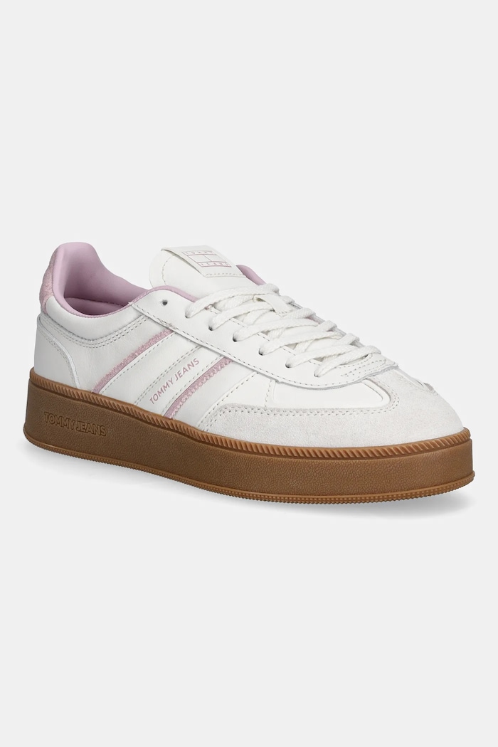 Tommy Jeans sportcipő THE GREENWICH EDGE FLATFORM velúr bőr fehér EN0EN02900