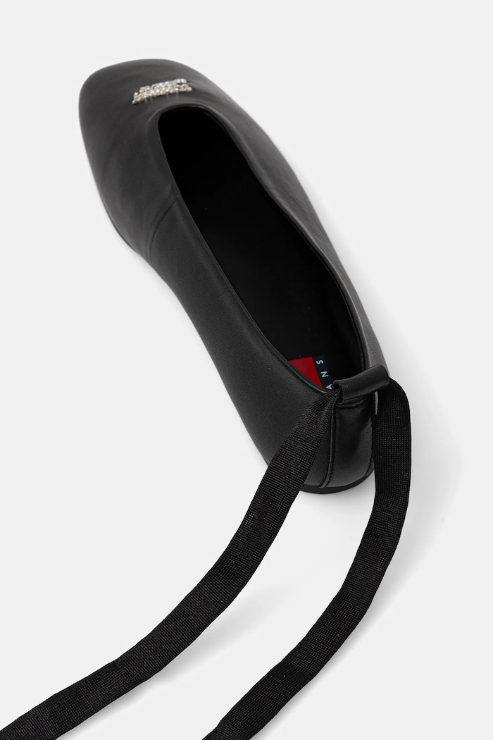 Cipők Tommy Hilfiger bőr balerina cipő TJW BALLERINA WITH LACES EN0EN02939 fekete