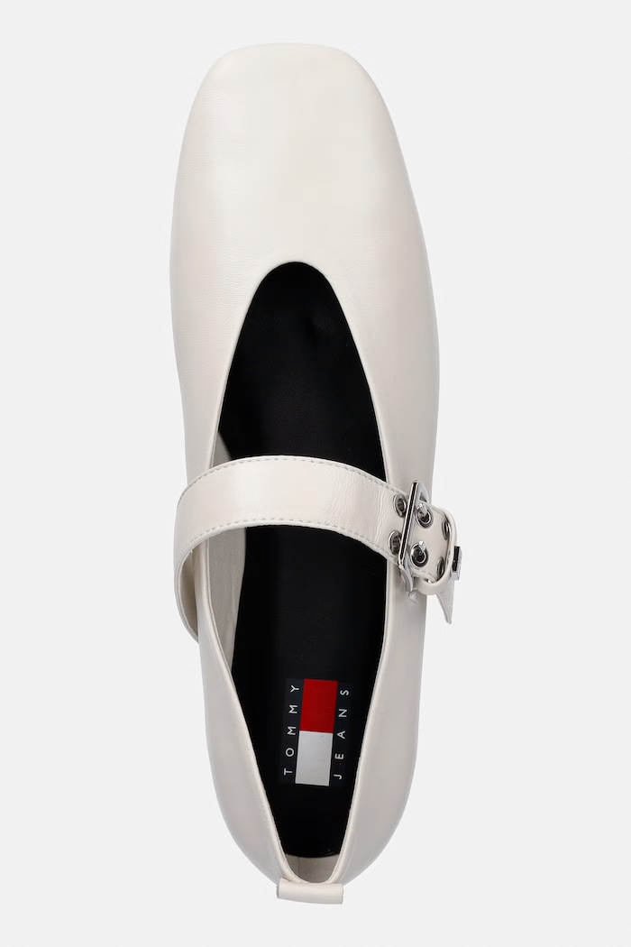 Tommy Jeans baleriny skórzane TJW BALLERINA BUCKLE beżowy EN0EN03019