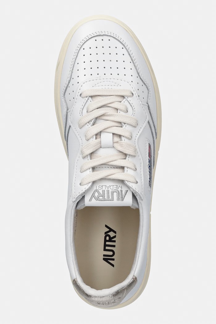 AUTRY leather sneakers Medalist Low white AULWLL06