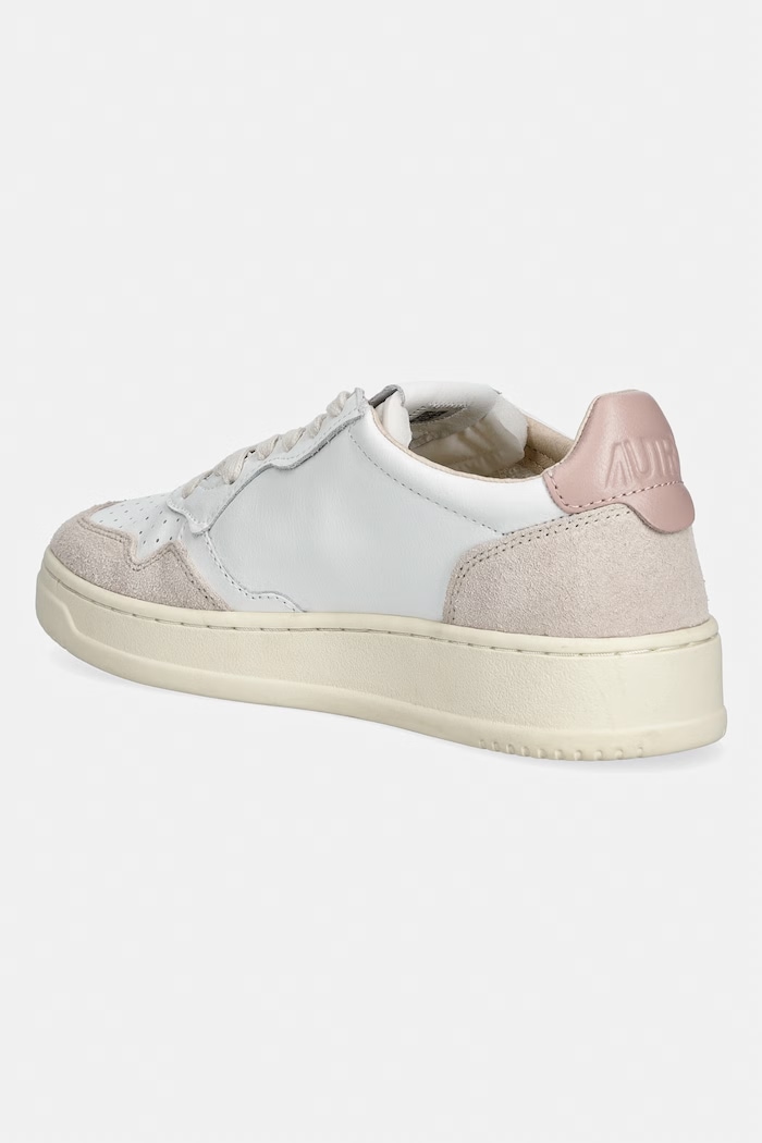 Shoes AUTRY sneakers Medalist Low AULWLS37 beige