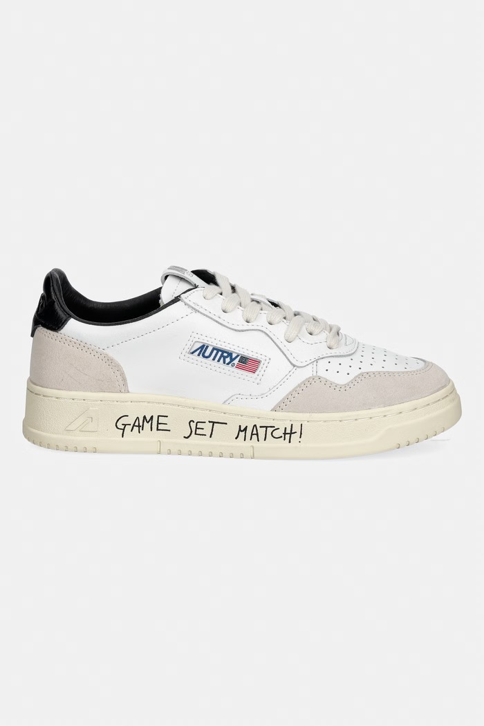 AUTRY Medalist Low Sneakers Women's leather AULWMA04 white AA00