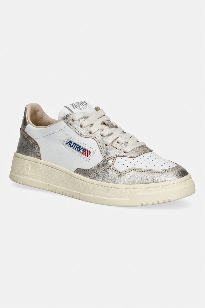 AUTRY leather sneakers Medalist Low grain leather white AULWWB16