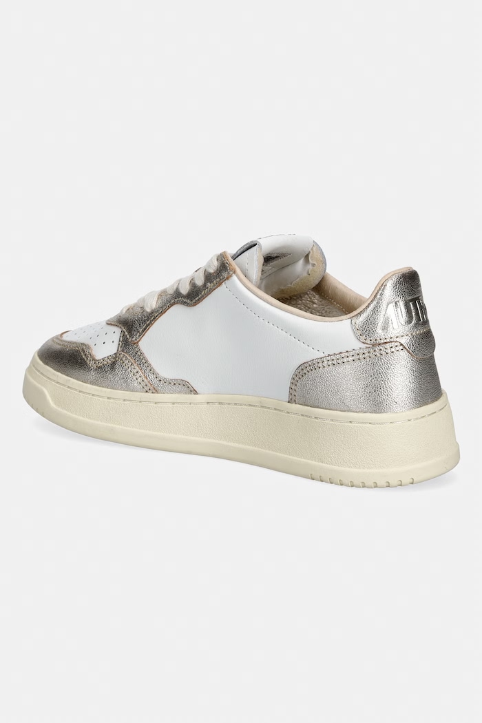 Shoes AUTRY leather sneakers Medalist Low AULWWB16 white