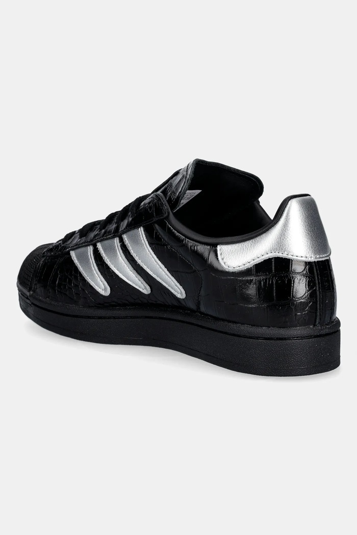 Παπούτσια Δερμάτινα sneakers adidas Originals Superstar II W HQ9303 μαύρο