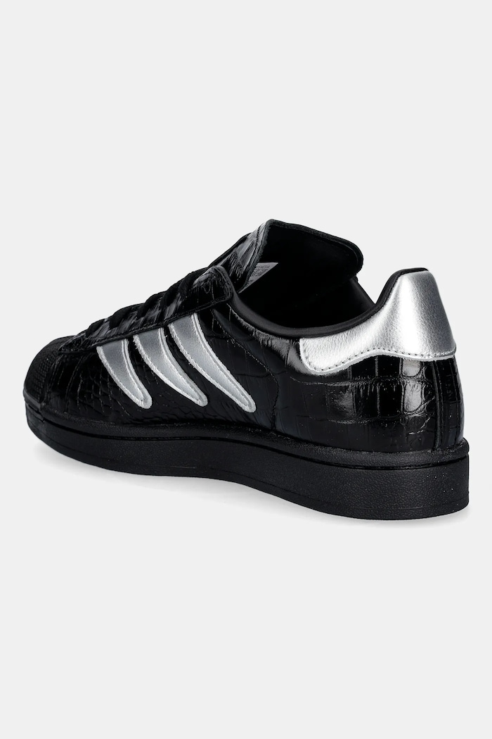 Παπούτσια Δερμάτινα sneakers adidas Originals Superstar II W HQ9303 μαύρο