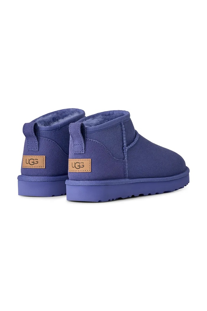 Obutev Snežke iz semiša UGG W Classic Ultra Mini 1116109.BETT modra