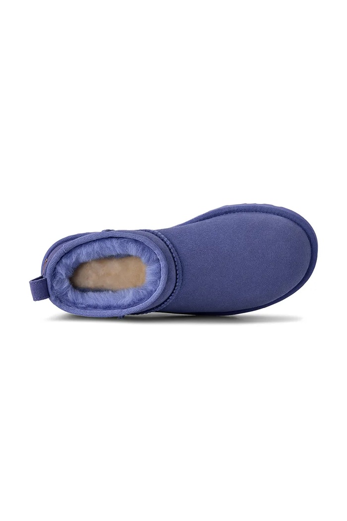Snežke iz semiša UGG W Classic Ultra Mini 1116109.BETT modra