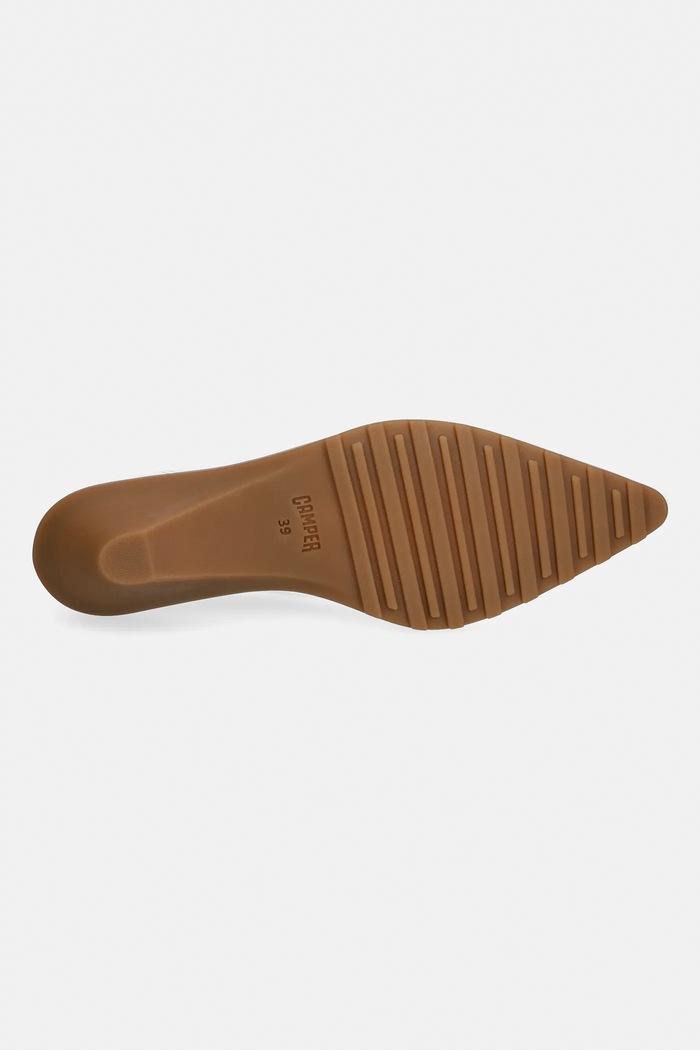 Δερμάτινα κλειστά παπούτσια Camper Anita K201899.002 λευκό