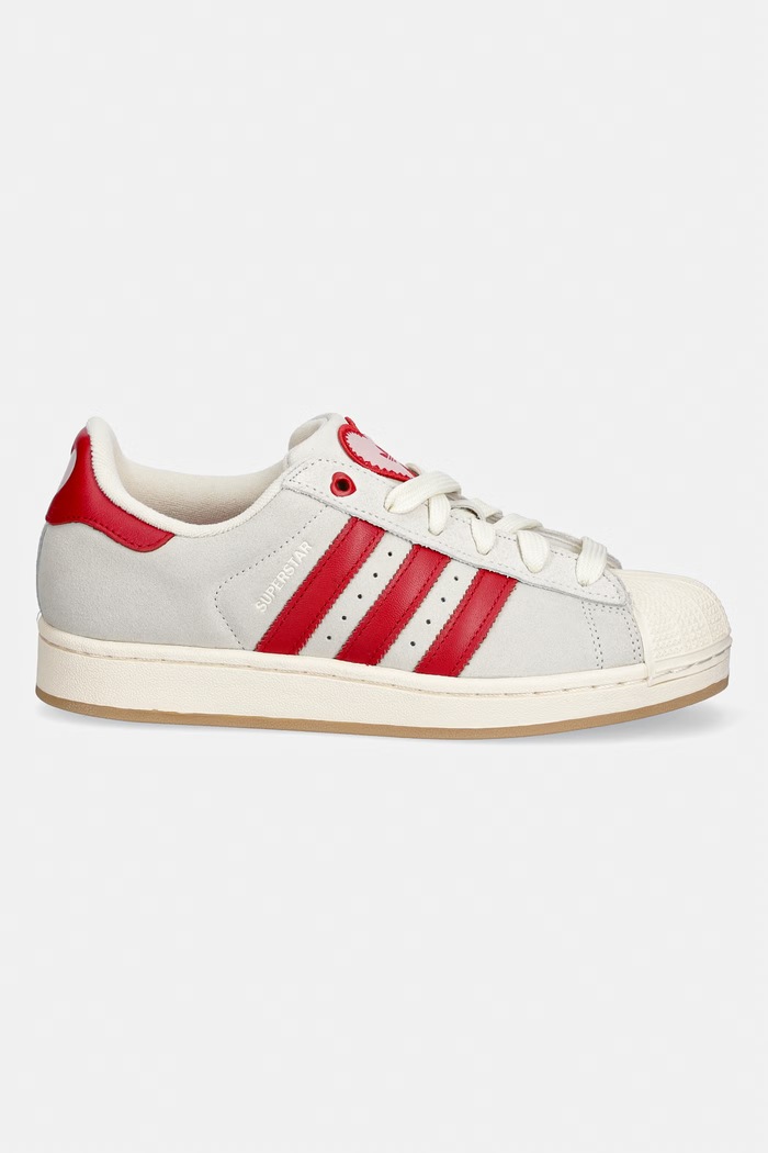 Semišové tenisky adidas Originals Superstar II KH9037 béžová SS26