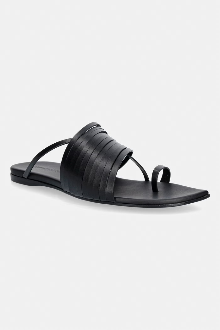 Emporio Armani в'єтнамки жіночі шкіряні чорний EW004458.AF21971.UC001