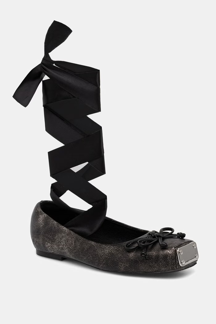 Koi Footwear baleriny Blithe Metal Toe Ballet Flats czarny Blithe