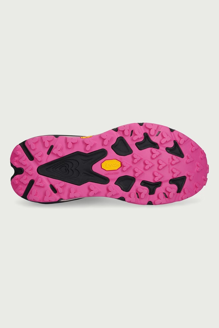 Buty treningowe damskie Speedgoat 7 Hoka czarny 1171929