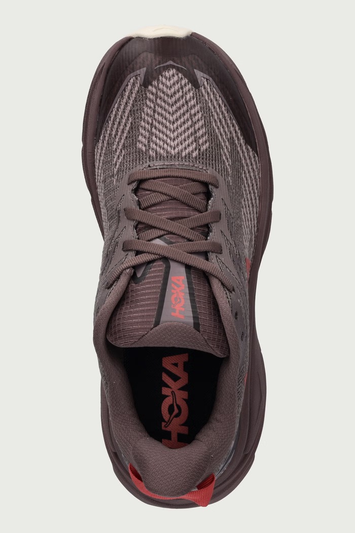 Buty treningowe damskie Challenger 8 GTX Hoka 1171959 brązowy