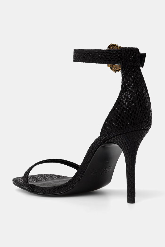 Obuv Versace Jeans Couture sandále 80VA3S76.ZSS84.899 čierna