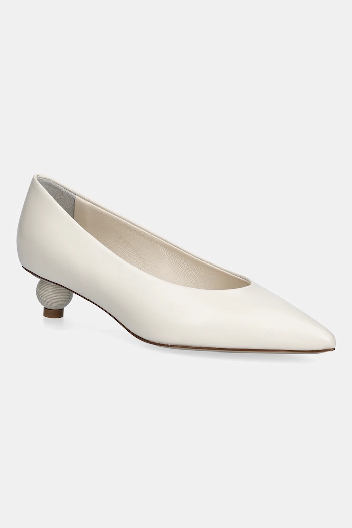 Kožené lodičky Weekend Max Mara Wkabacini ostrá béžová 2615521134600.IVORY