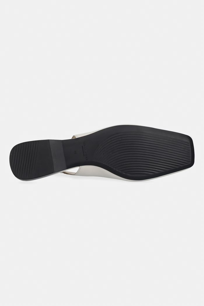 Vagabond Shoemakers Μπαλαρίνες δερμάτινες DELIA 5907.201.02 μπεζ