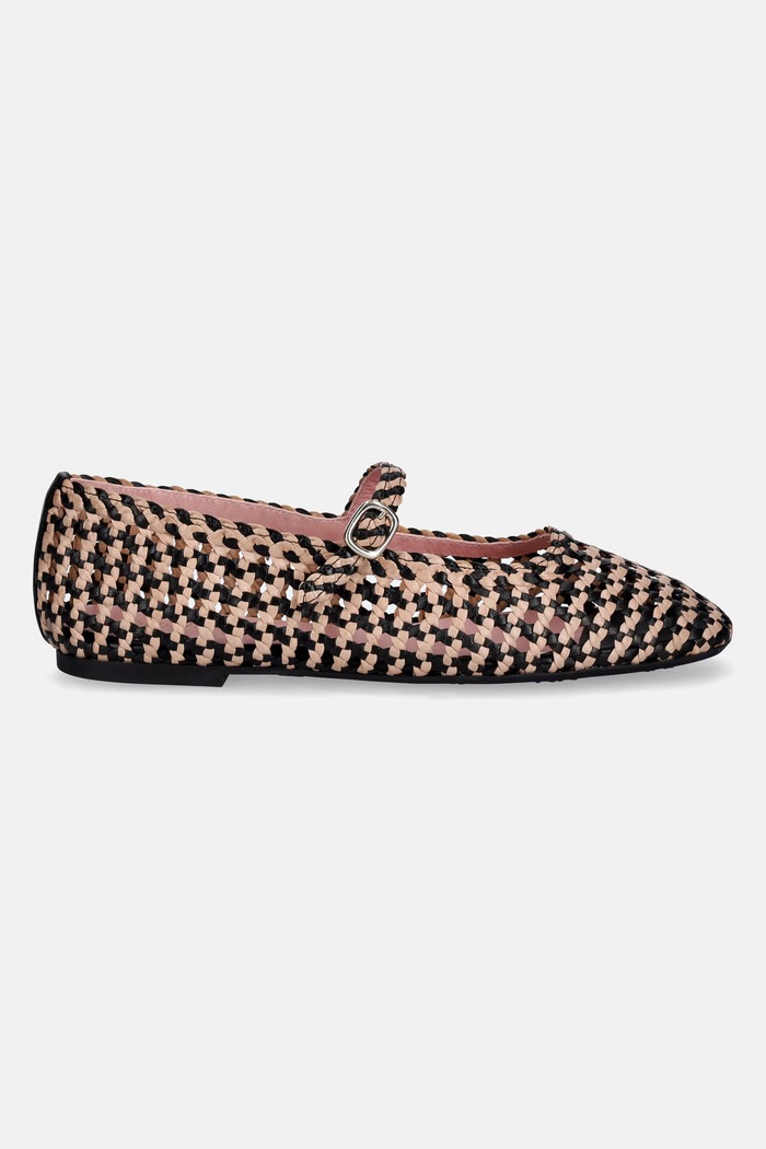 Δερμάτινες μπαλαρίνες Pretty Ballerinas Zoey 52998.001.9042 μπεζ SS26