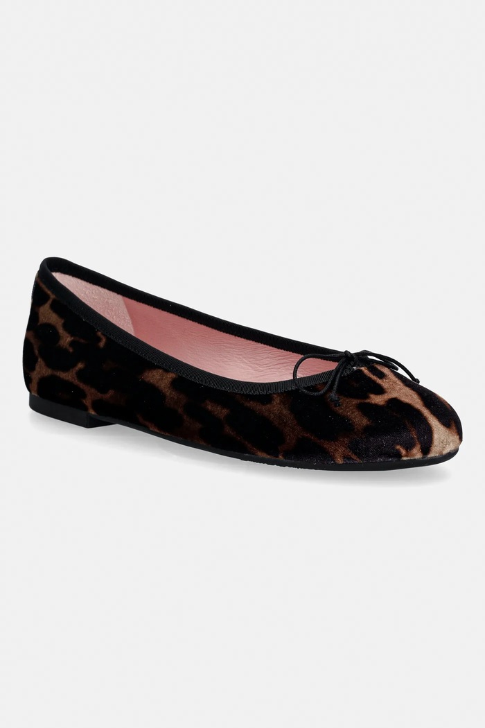 Pretty Ballerinas balerina Nicole barna 50321.016.9101