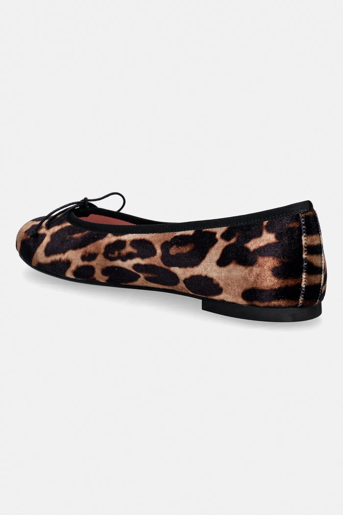 Cipők Pretty Ballerinas balerina Nicole 50321.016.9101 barna