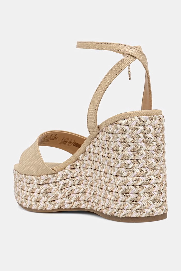 Încălțăminte Guess sandale EVERLY FLJERL.ELE04.NATU bej