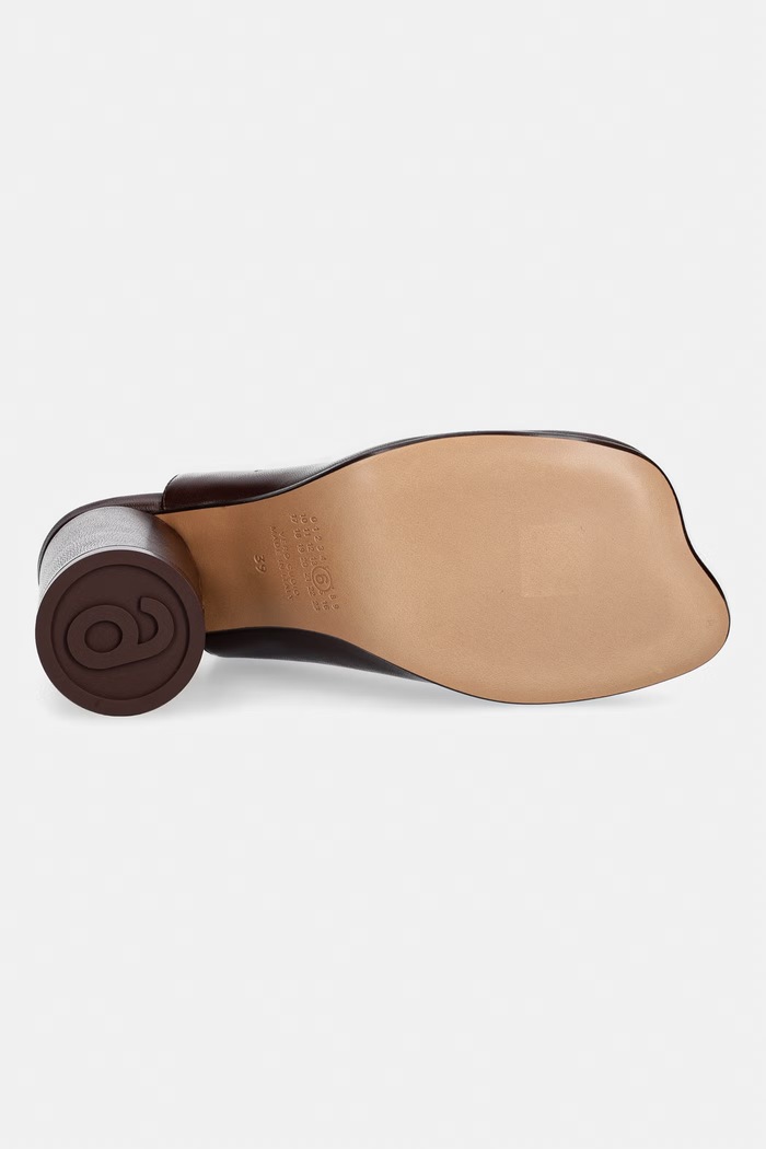 Kožené sandále MM6 Maison Margiela MM6 Maison Margiela hnedá S59WP0213.P3628.T2259