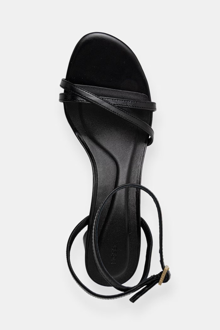 BOSS sandali su tacco basso in pelle Gracey nero 50563433.001