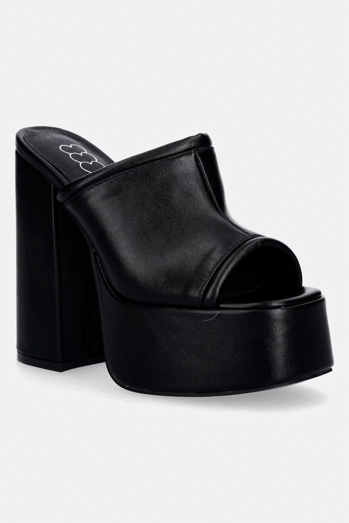 Natikači Koi Footwear Balsa Heeled Mules Imitacija zrnatega usnja črna Balsa